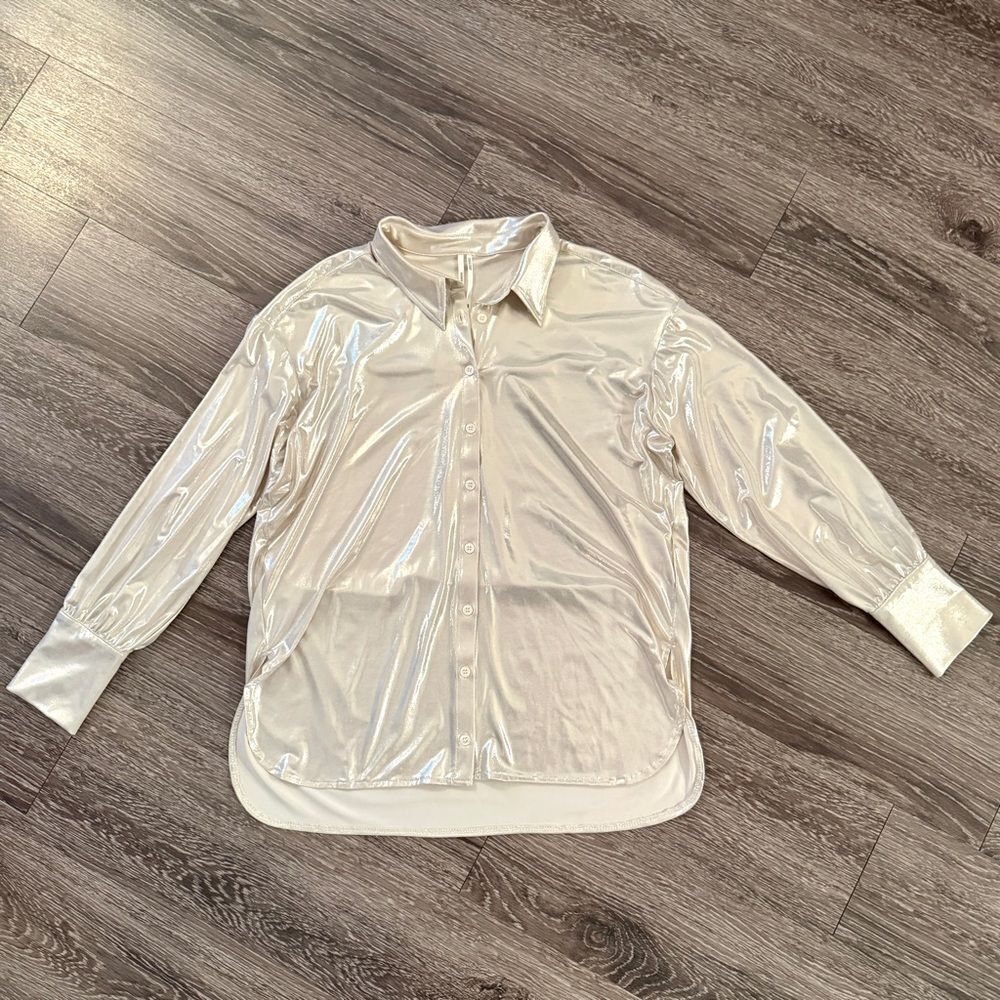 Anthropologie The GillianāLiquid Shine Button Down New
